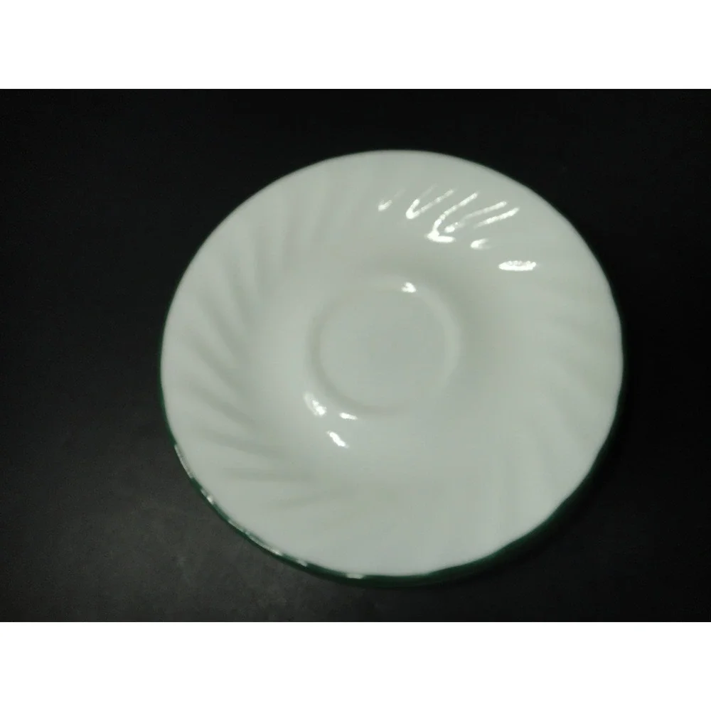 Corelle Corning Emerald Swirl Saucers Set of 4 White Green Trim Scalloped 6